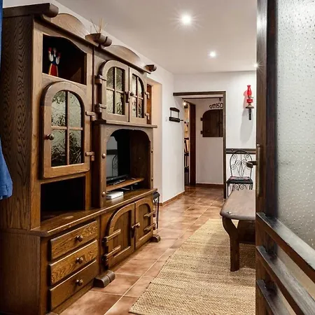 Apartment The House With The Bell/къщата с камбанката *